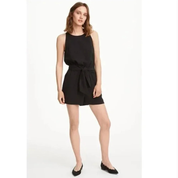 Club Monaco Taye Black Romper Sleeveless Shorts w/ Belt Size 4 Women's NWT - Picture 1 of 11
